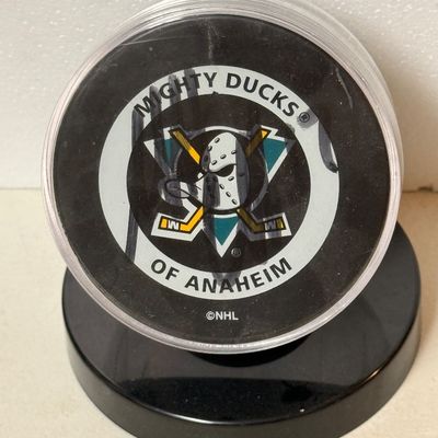 Sale Photo Thumbnail #8: Matt Cullen signed