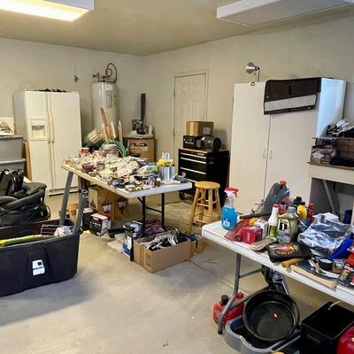 Sale Photo Thumbnail #33: Auto supplies, hardware, and miscellaneous tools, storage cabinets, tool chests, shop vac