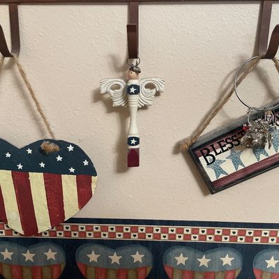 Sale Photo Thumbnail #87: Decor