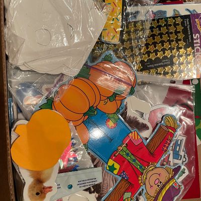 Sale Photo Thumbnail #443: Kids craft/learning