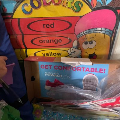 Sale Photo Thumbnail #188: Teaching books