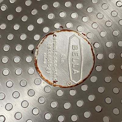 Sale Photo Thumbnail #72: Missing a lid