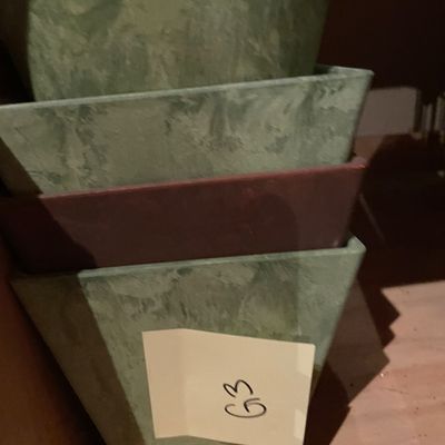 Sale Photo Thumbnail #555: Pots