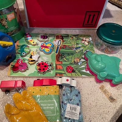 Sale Photo Thumbnail #432: Kids items