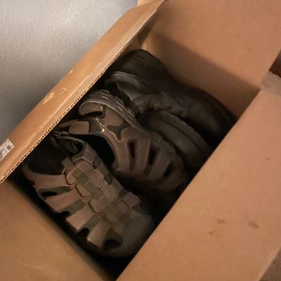Sale Photo Thumbnail #350: Men’s shoes
