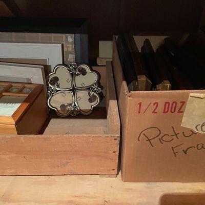 Sale Photo Thumbnail #550: Picture frames and crate