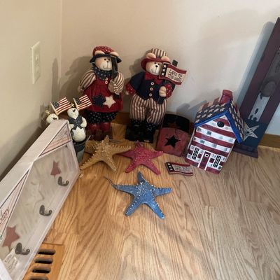 Sale Photo Thumbnail #67: USA decor