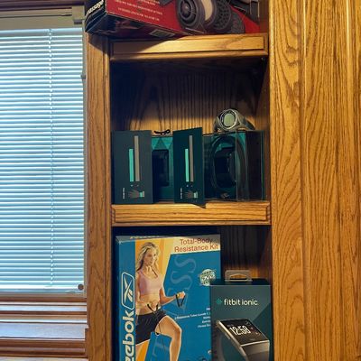 Sale Photo Thumbnail #333: Massager included