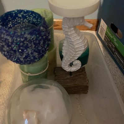 Sale Photo Thumbnail #361: Home decor