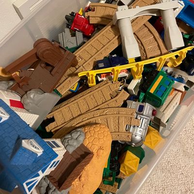 Sale Photo Thumbnail #512: Train set