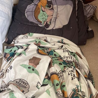 Sale Photo Thumbnail #36: Baby Yoda bedding