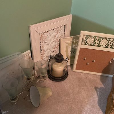 Sale Photo Thumbnail #199: Decor