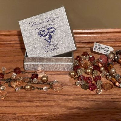Sale Photo Thumbnail #409: Jewelry