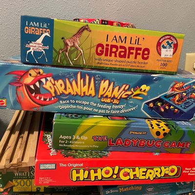Sale Photo Thumbnail #328: Games