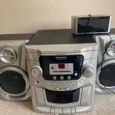 Sale Photo Thumbnail #29: Radio works for sure