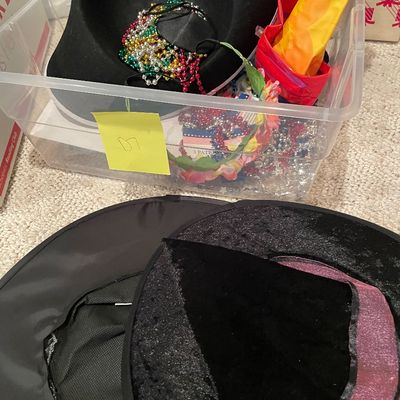 Sale Photo Thumbnail #382: Costume accessories