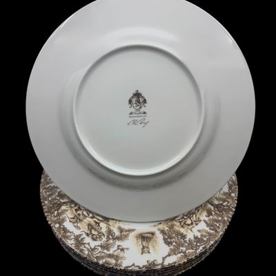 Sale Photo Thumbnail #209: Aiken Hunt dinnerware collection is a timeless pattern inspired by the fox hunting scene of Aiken, South Carolina. Made of porcelain, each piece is hand-decorated and depicts either the Fox or the Hound is an attractive soft brown. Image of running fox an