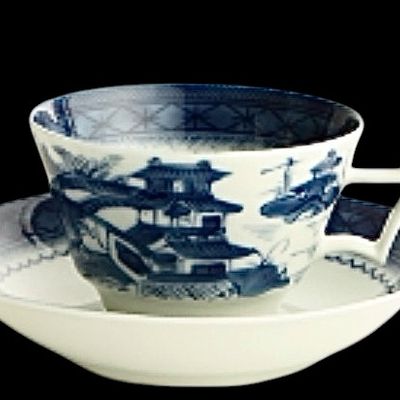 Sale Photo Thumbnail #217: A porcelain dinnerware set serving for 6 in the Blue Canton pattern by Mottahedeh. The elegantly simple design and enduring quality of Canton ware made as an iconic example of serve-ware that has withstood the test of time. For those looking to expand the