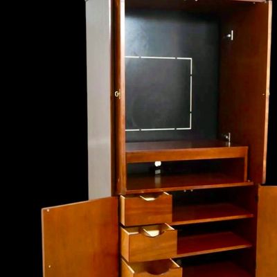 Sale Photo Thumbnail #117: Elegant banded entertainment armoire manufactured in the finest craftsmanship. The beautiful piece is crafted in richly figured wood with a warm finish featuring decorative wood banding along the top, 4 upper drawers and 4 spacious drawers, decorative bra