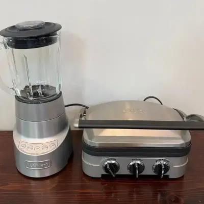 Sale Photo Thumbnail #20: Cuisinart: Griddler & Blender