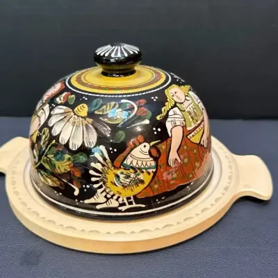 Sale Photo Thumbnail #33: Vintage "Handgeschnitzt" European Folk Art Serving Board & Cloche
