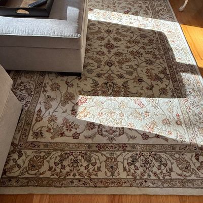 Sale Photo Thumbnail #4: Karastan rug 