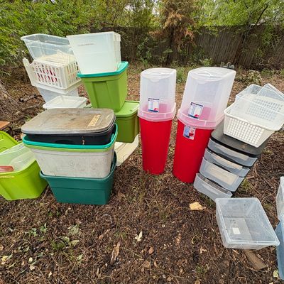 Sale Photo Thumbnail #124: Storage tubs
