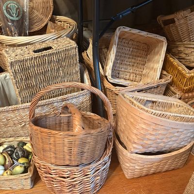Sale Photo Thumbnail #6: All the baskets! 