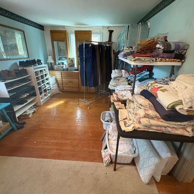 Sale Photo Thumbnail #42: Linens * clothes.
