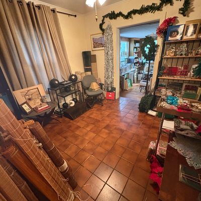 Sale Photo Thumbnail #58: Holiday decor.