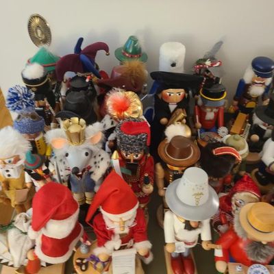 Sale Photo Thumbnail #53