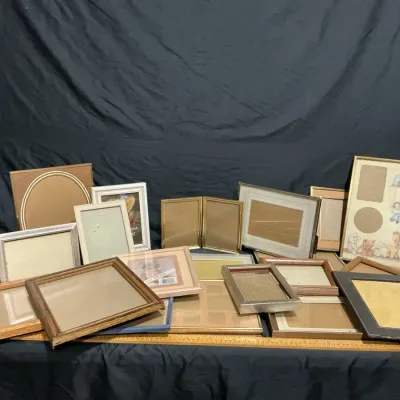 Assortment Of Vintage Picture Frames 