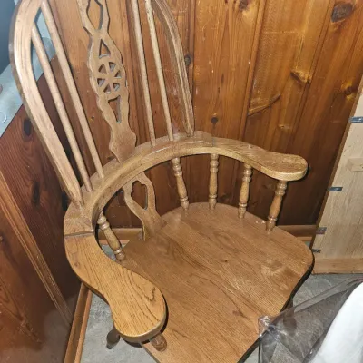 Captains chair