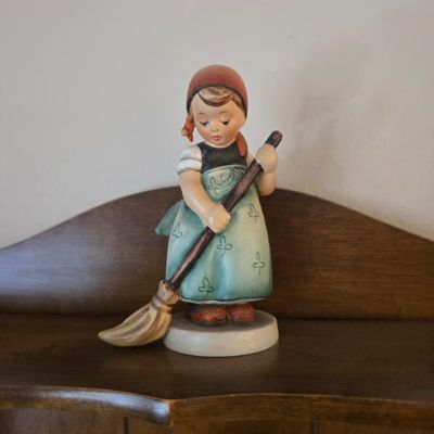 Sale Photo Thumbnail #100