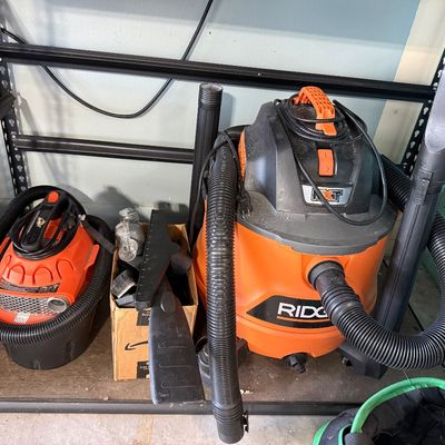 Sale Photo Thumbnail #221: Shop vac 