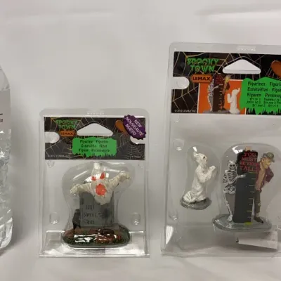 Sale Photo Thumbnail #157