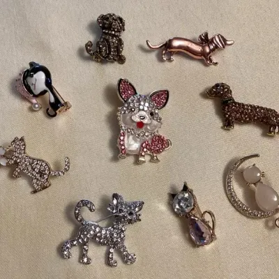 CCM094 Nine Cat & Dog Costume Jewelry Brooches 