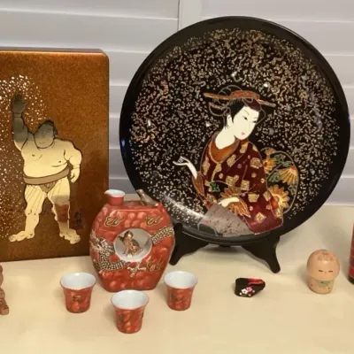 CCM100 Japanese Kokeshi Dolls, Geisha Ware, Lacquer Ware & More!