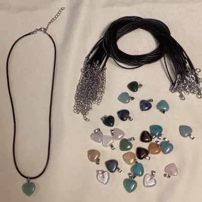 CCM072 Twenty-Five Polished Stone Heart Pendants & Black Cord Necklaces New