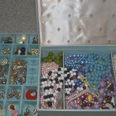Sale Photo Thumbnail #348
