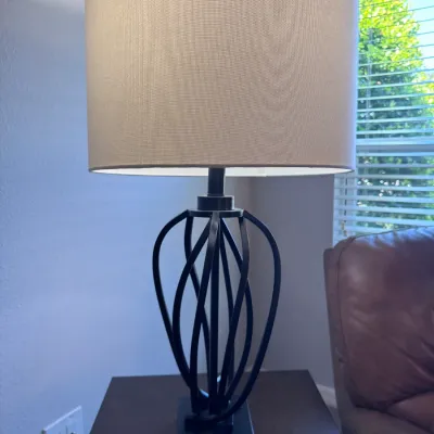 Swirled Metal Table Lamp