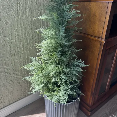 Sale Photo Thumbnail #107: Artificial Evergreen Tree