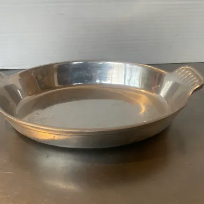 Sale Photo Thumbnail #18: Vintage Wilton Armetale oval pewter serving dish with ribbed side handles.