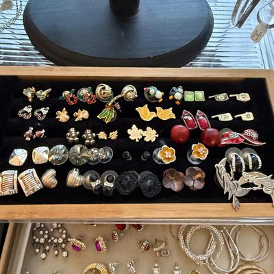 Sale Photo Thumbnail #20