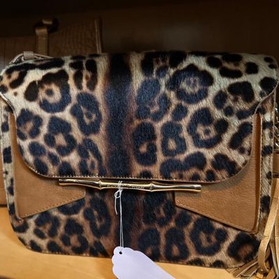 Sale Photo Thumbnail #38