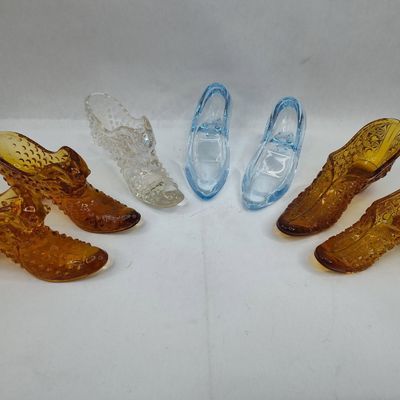 Sale Photo Thumbnail #425: Collection of Pressed Glass Slippers