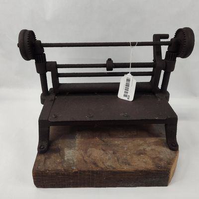 Sale Photo Thumbnail #458: Cast Iron Leather Splitter
