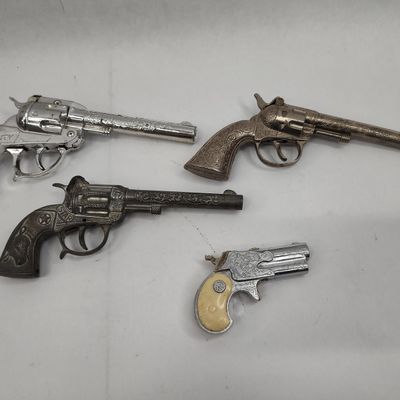 Sale Photo Thumbnail #189: Die-Cast Cap Guns, Hubley & Kilgore