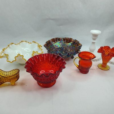 Sale Photo Thumbnail #131: Fenton & Mid-C. Art Glass Group
