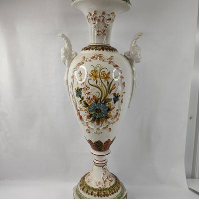 Sale Photo Thumbnail #255: Italian Renaissance Majolica Urn & Base